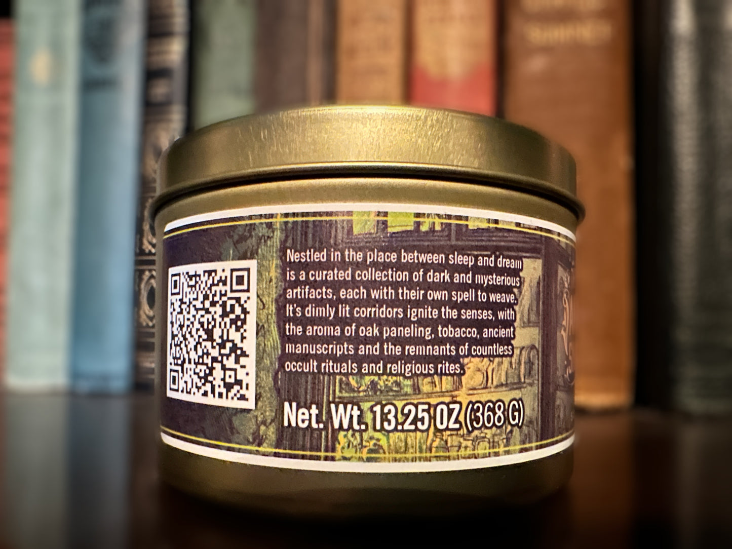 - the antiquarium scented candle -